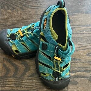 Keen Kids Teal and Black Adventure Sandals